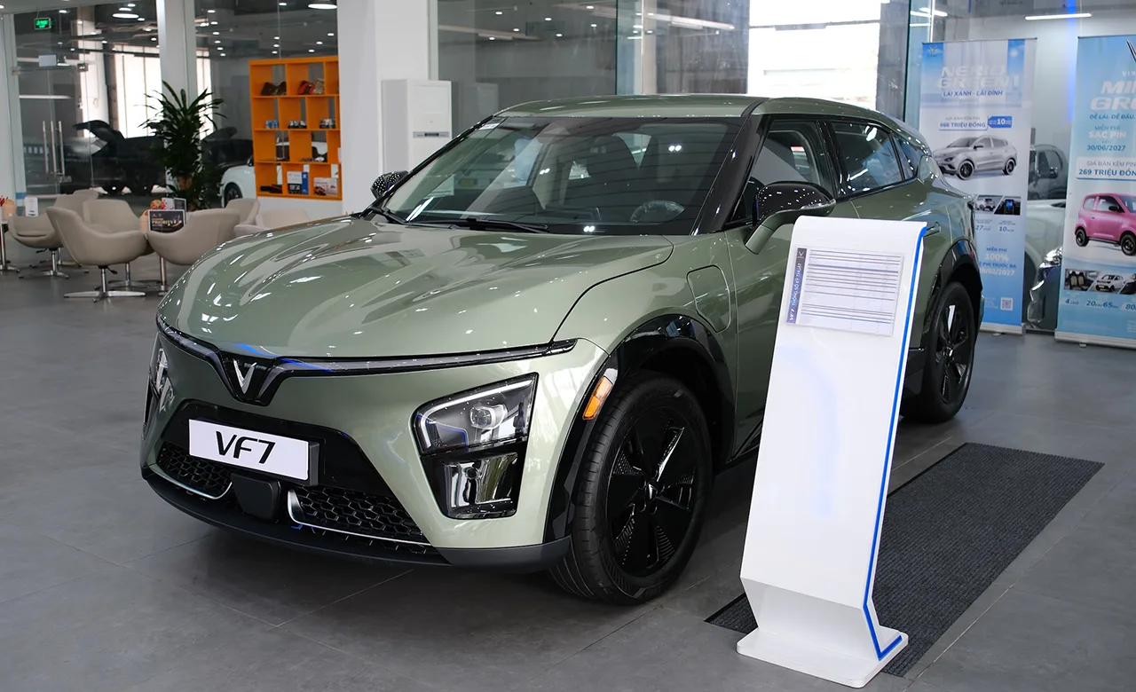 VF 7